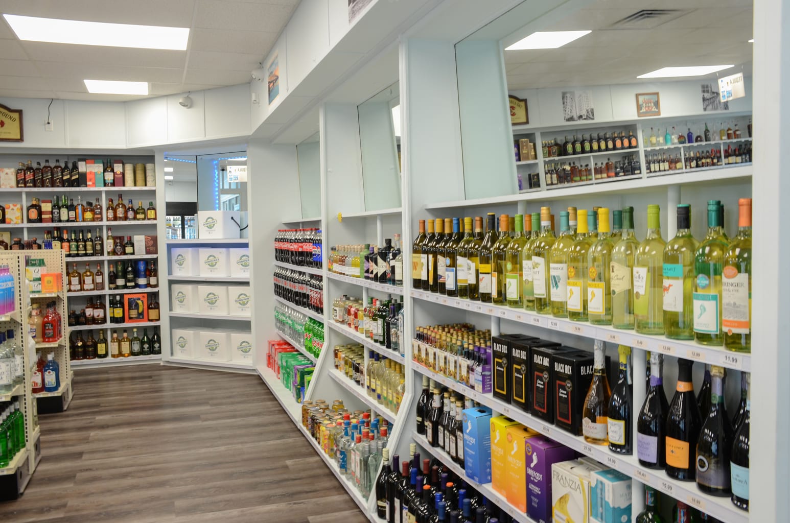 Donovan's Liquors #4, photo 3