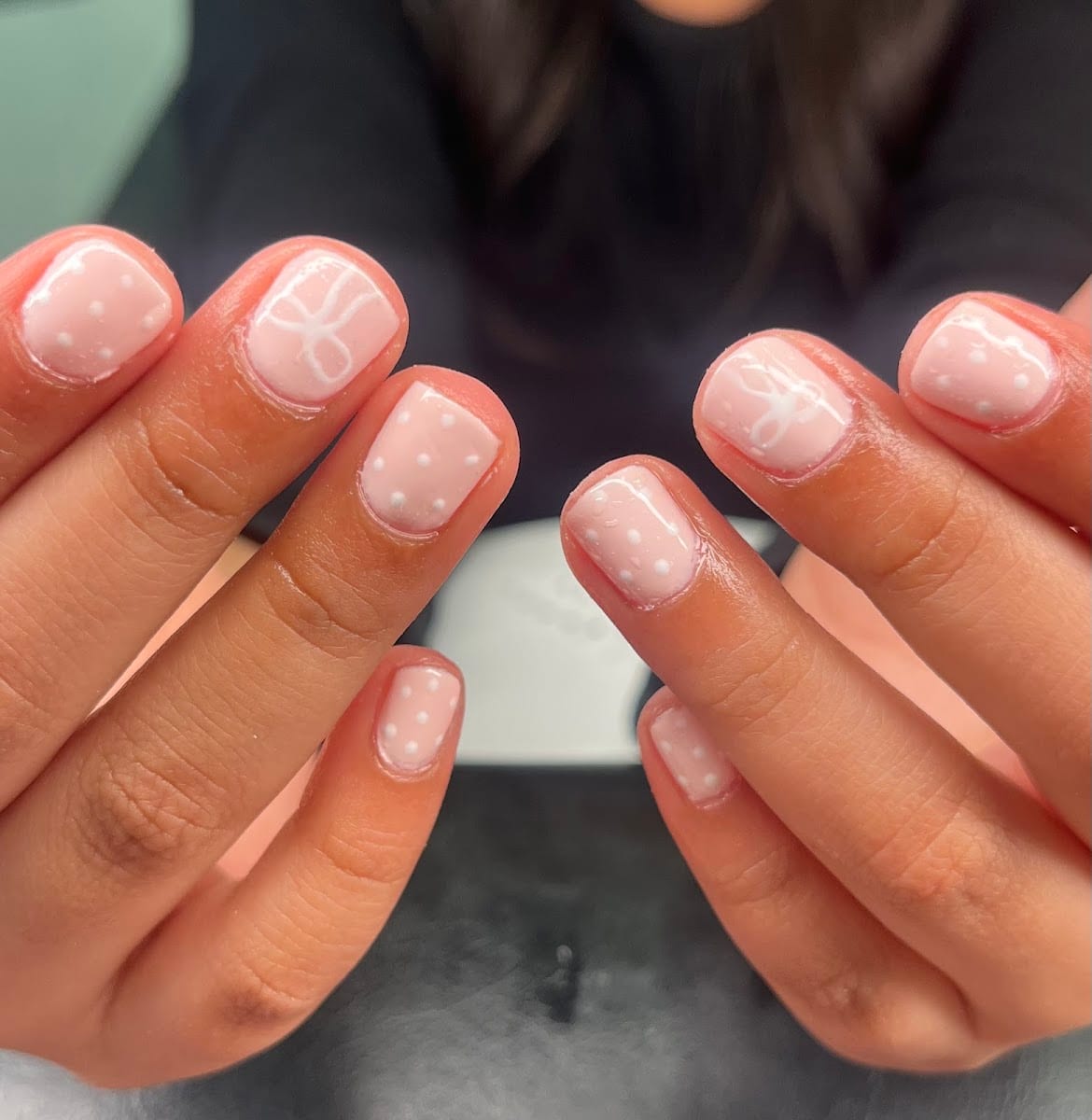 nails with pau