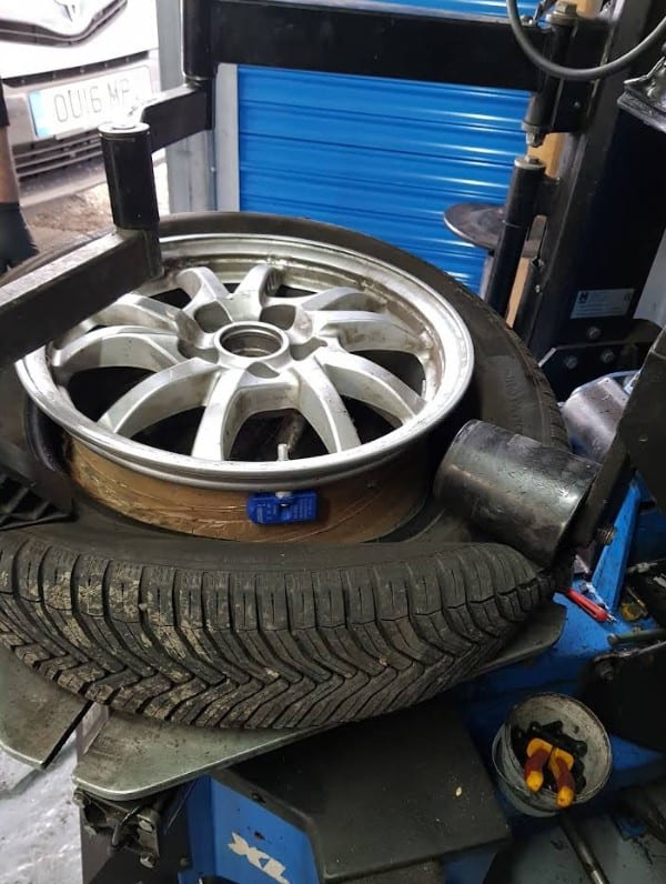Uncle Sams Mobile Tyres, photo 2