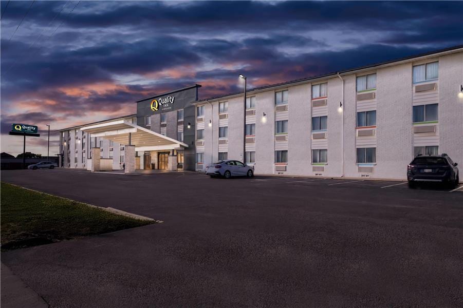 WoodSpring Suites Denton, photo 4