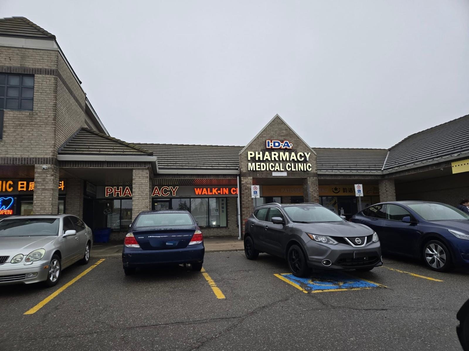 The Walkin Clinic on Bayview