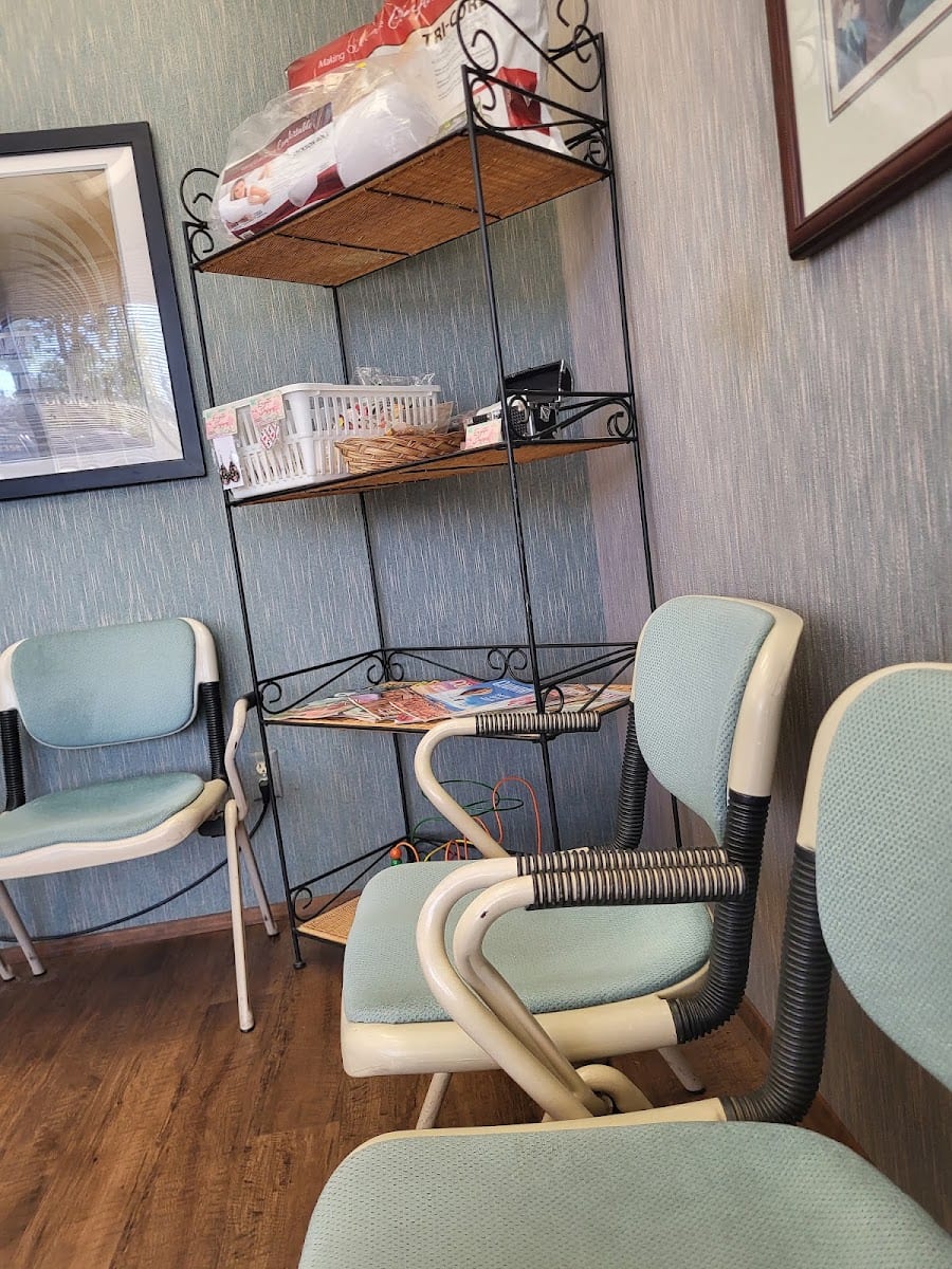 Cheple Craig, D.C. - Overland Clinic of Chiropractic, photo 2