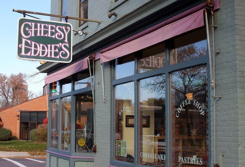 Cheesy Eddie's, photo 2