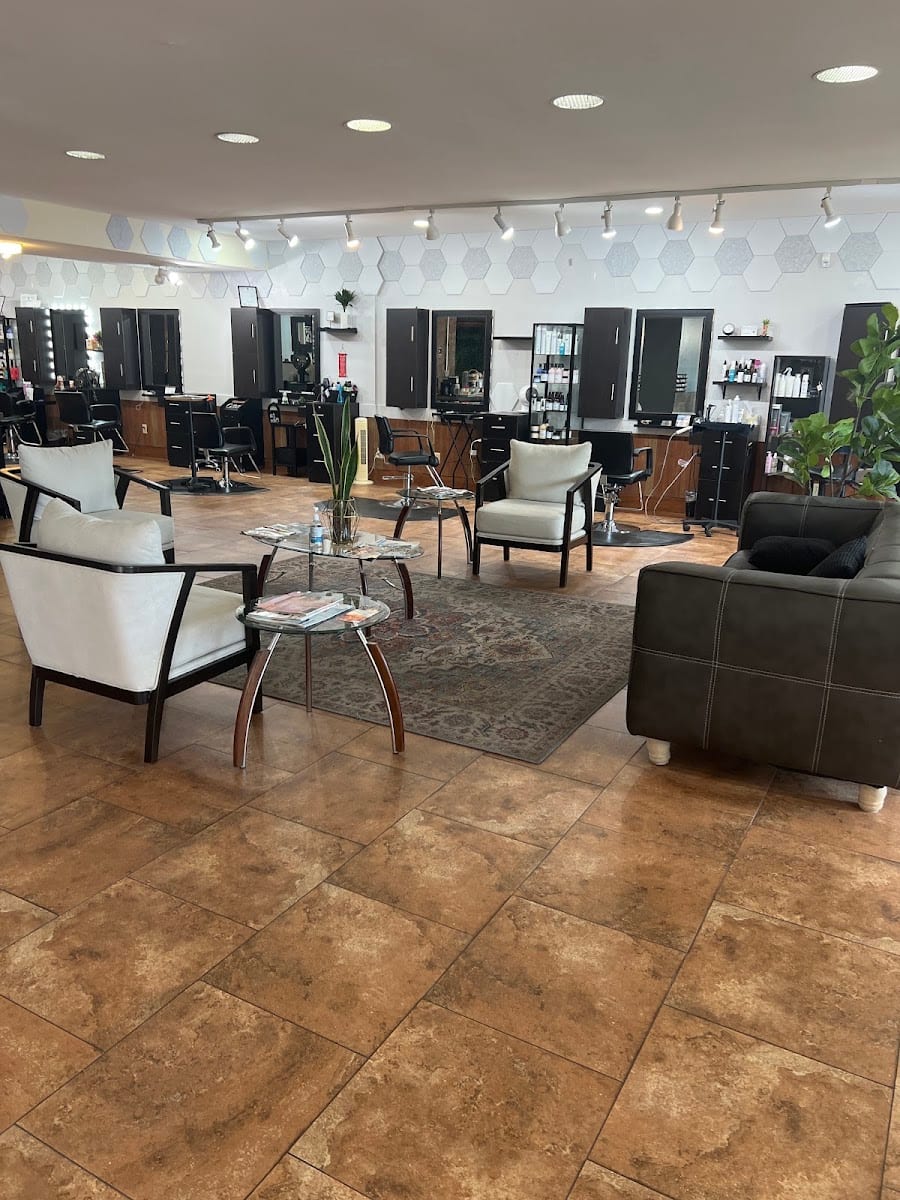 Les Cheveux Salon and Boutique