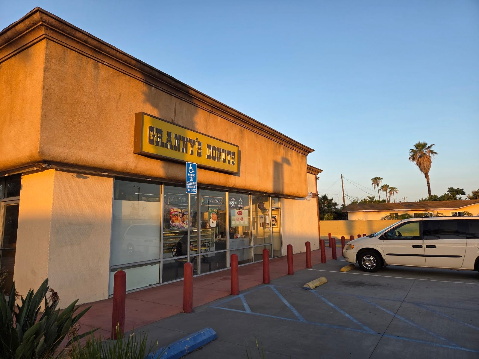 Granny's Donuts, photo 2
