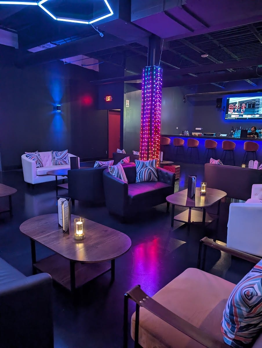 Magik Sing Karaoke & Lounge Bar, photo 2