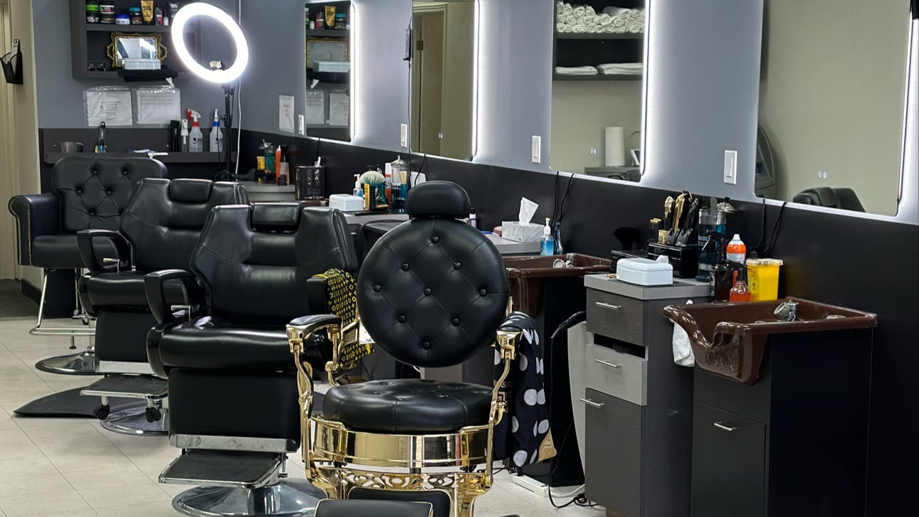 Reflections Barber Shop, photo 2