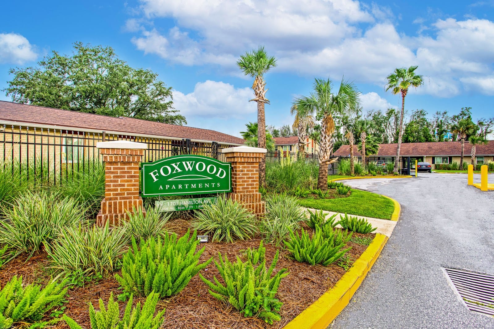 Foxwood Apartments
