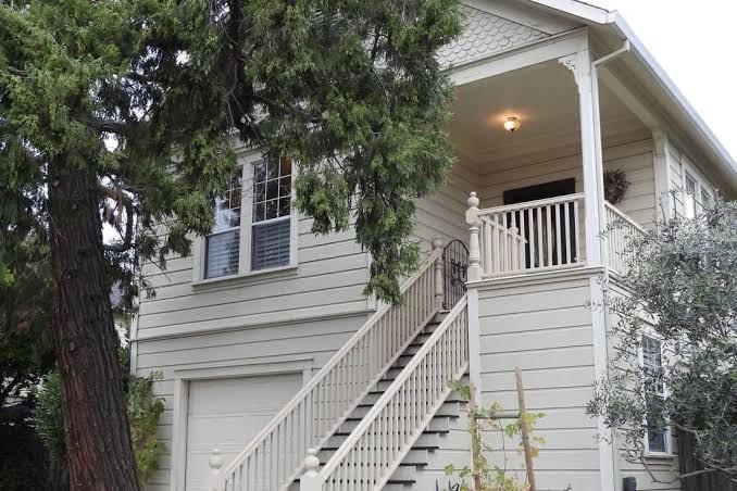 1 Block To St. Helena Main Street Shops-Restaurants! Avail April 19-29,May 13-17, photo 2