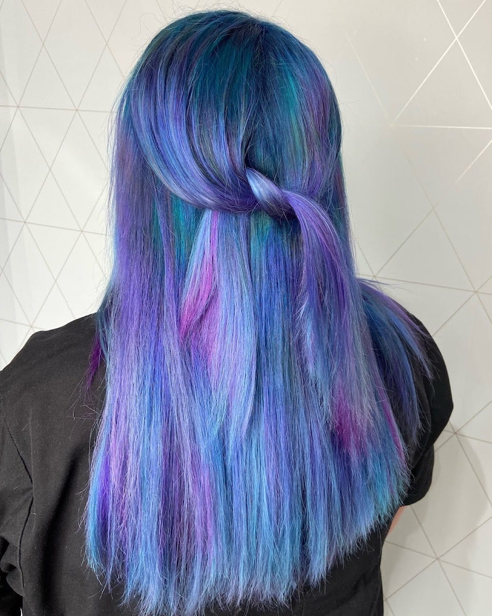 Elevation 138 Salon