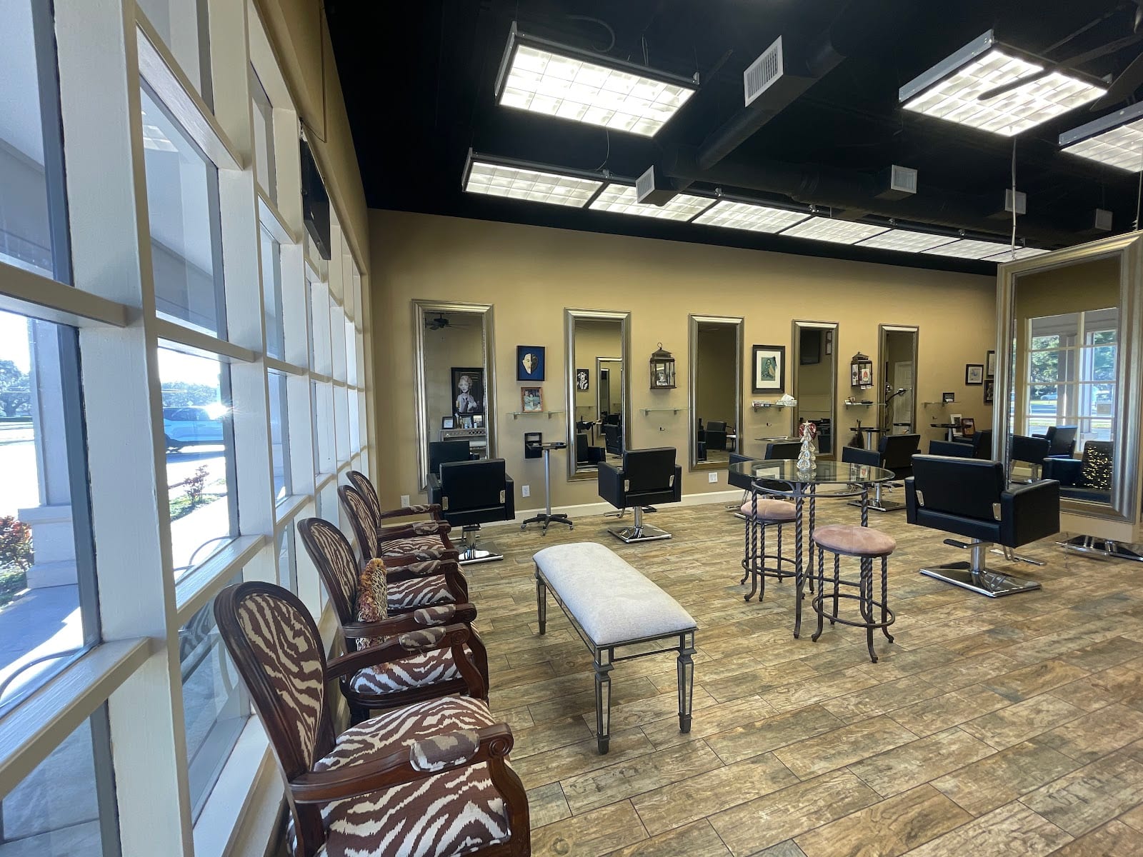 Michael Z Hair Salon, photo 3