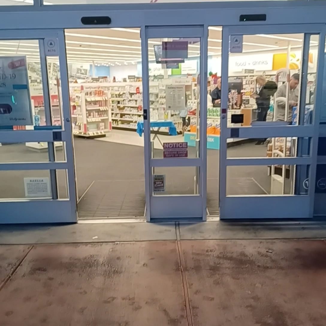 Walgreens Pharmacy, photo 4
