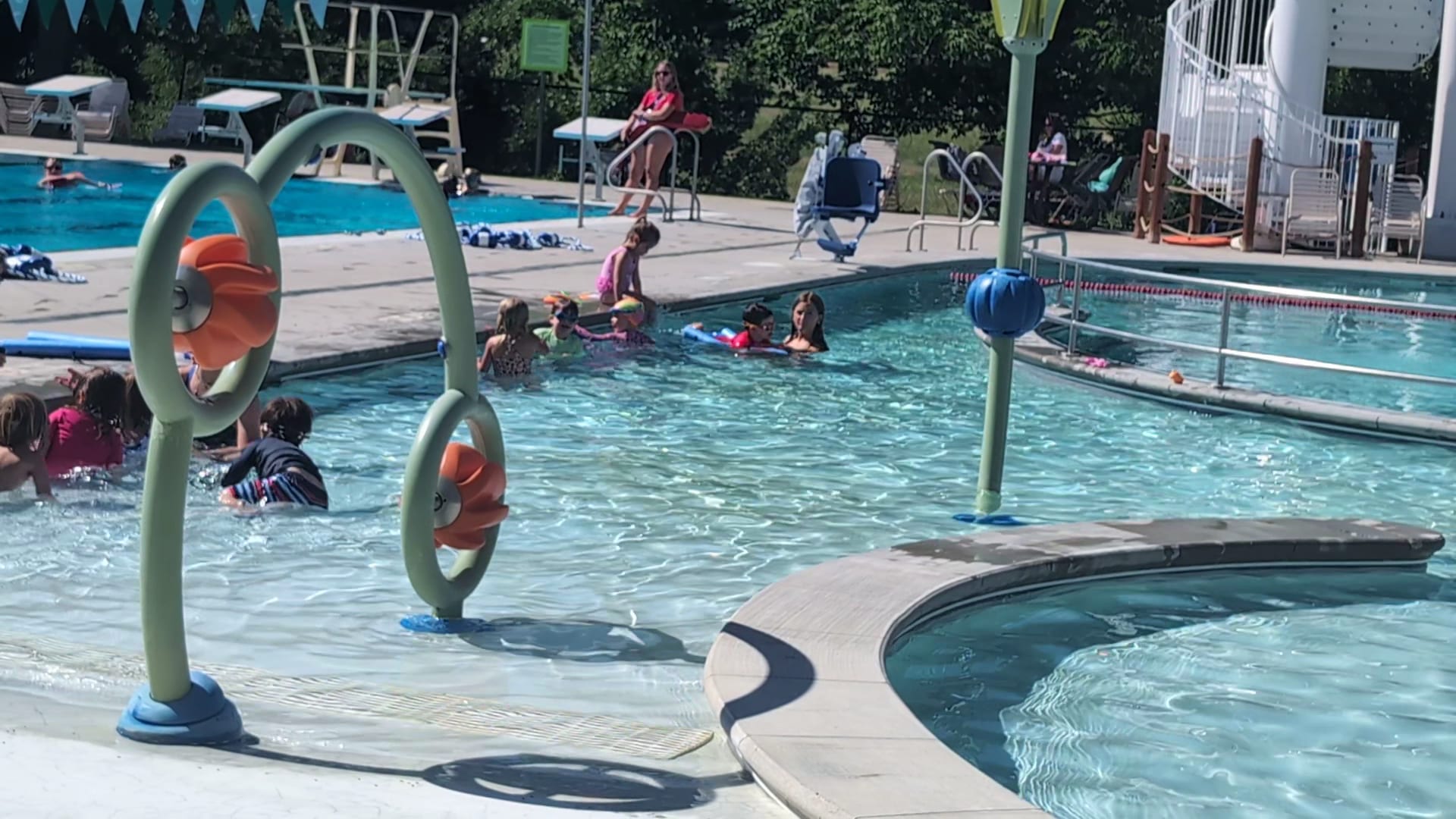 Holly Park Pool/Tennis Center, photo 2