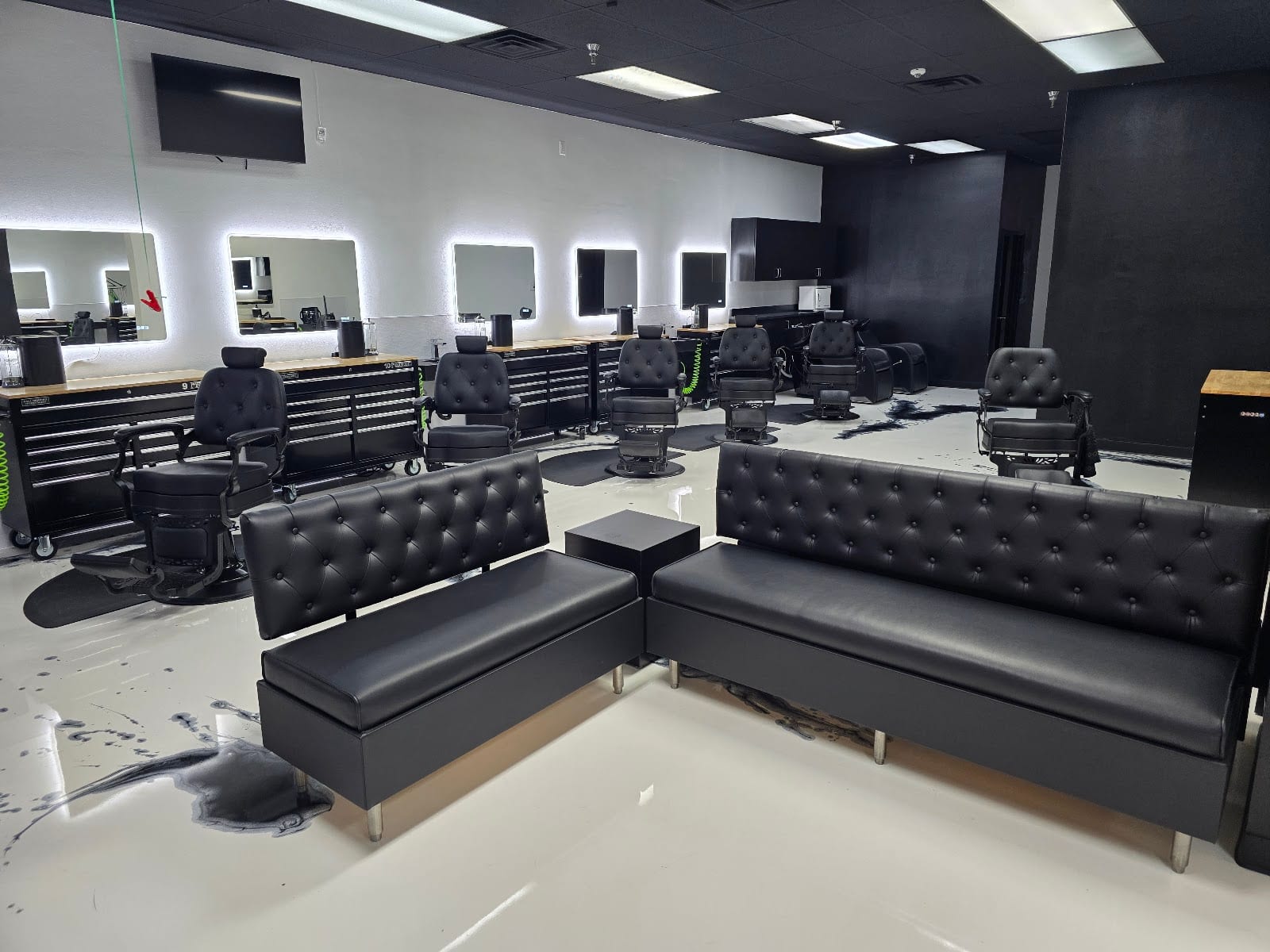 Xclusive Barbershop LV