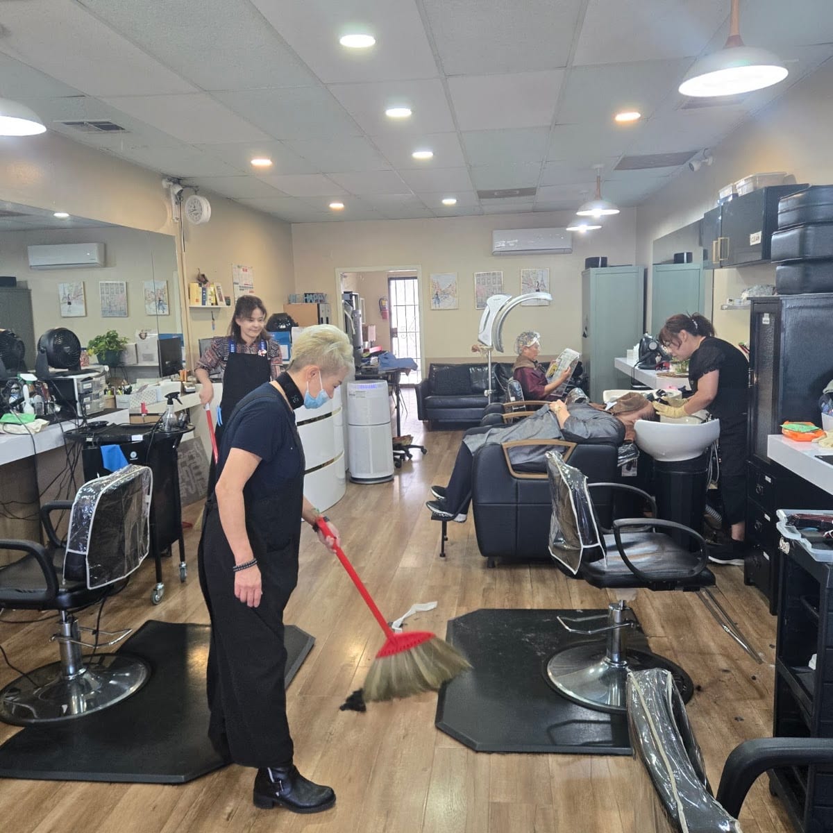 Star Beauty Salon