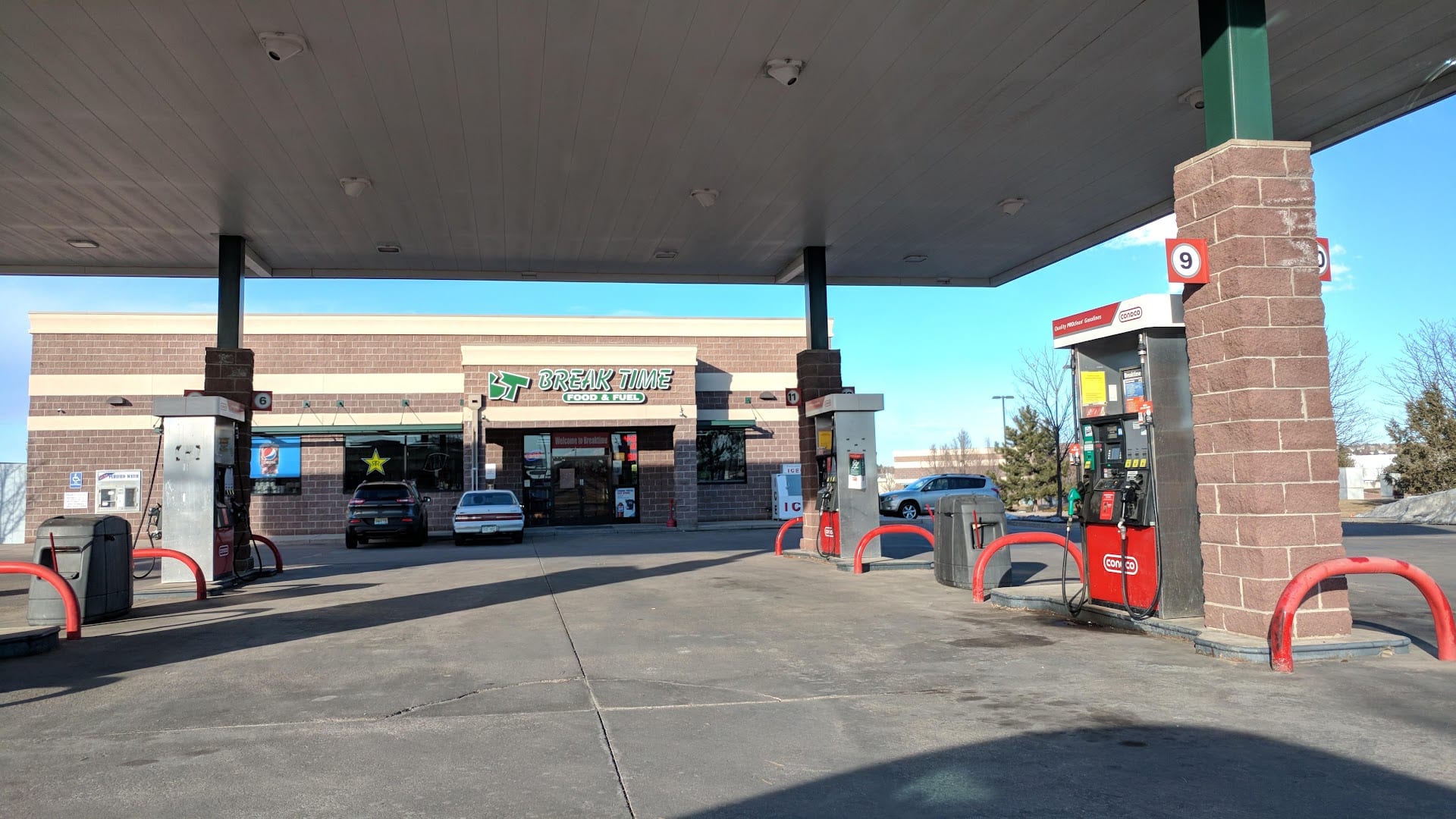 Conoco, photo 3