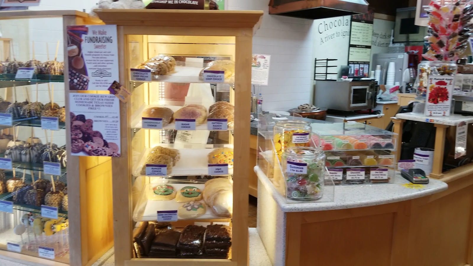 Rocky Mountain Chocolate Factory of Round Rock, TX at Premium Outlets, photo 3