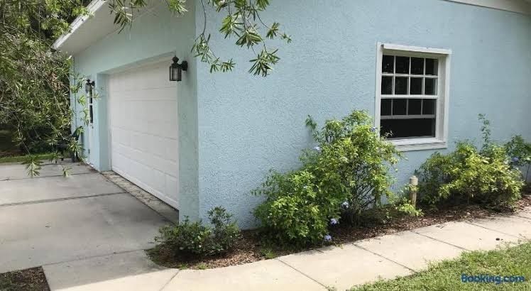 7 minutes to Beach. Pools, pickleball, fitness center. bar and restaurant, photo 3
