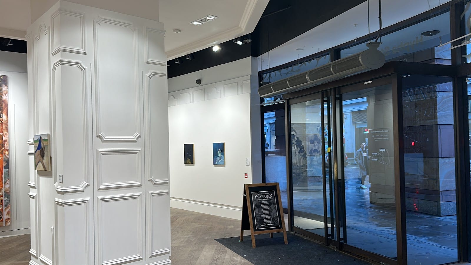Hypha Gallery 1/ No. 1 Poultry, photo 3