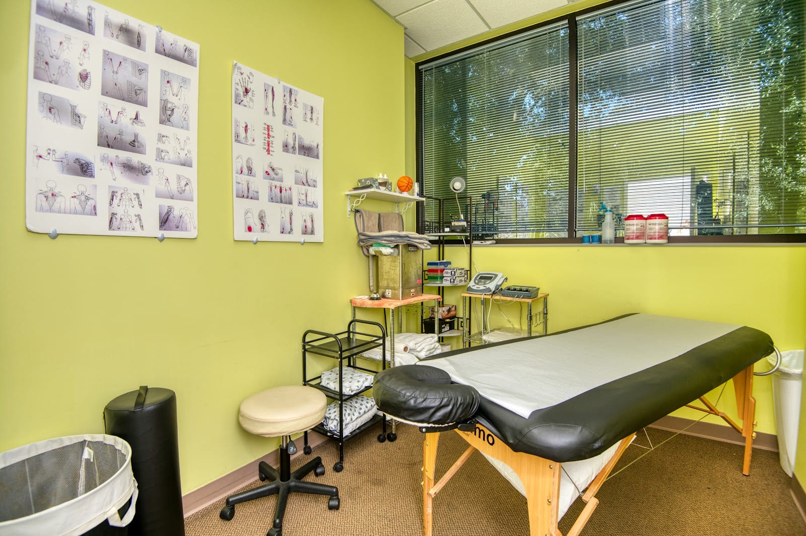 M&R Therapy Center