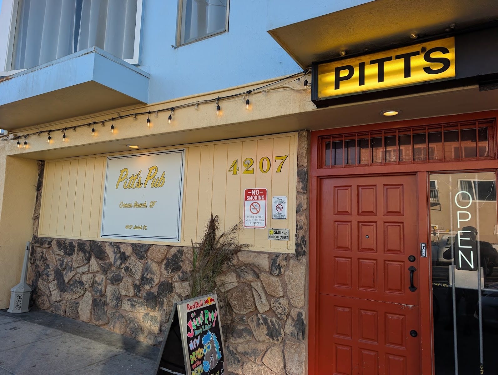Pitt's Pub, photo 2