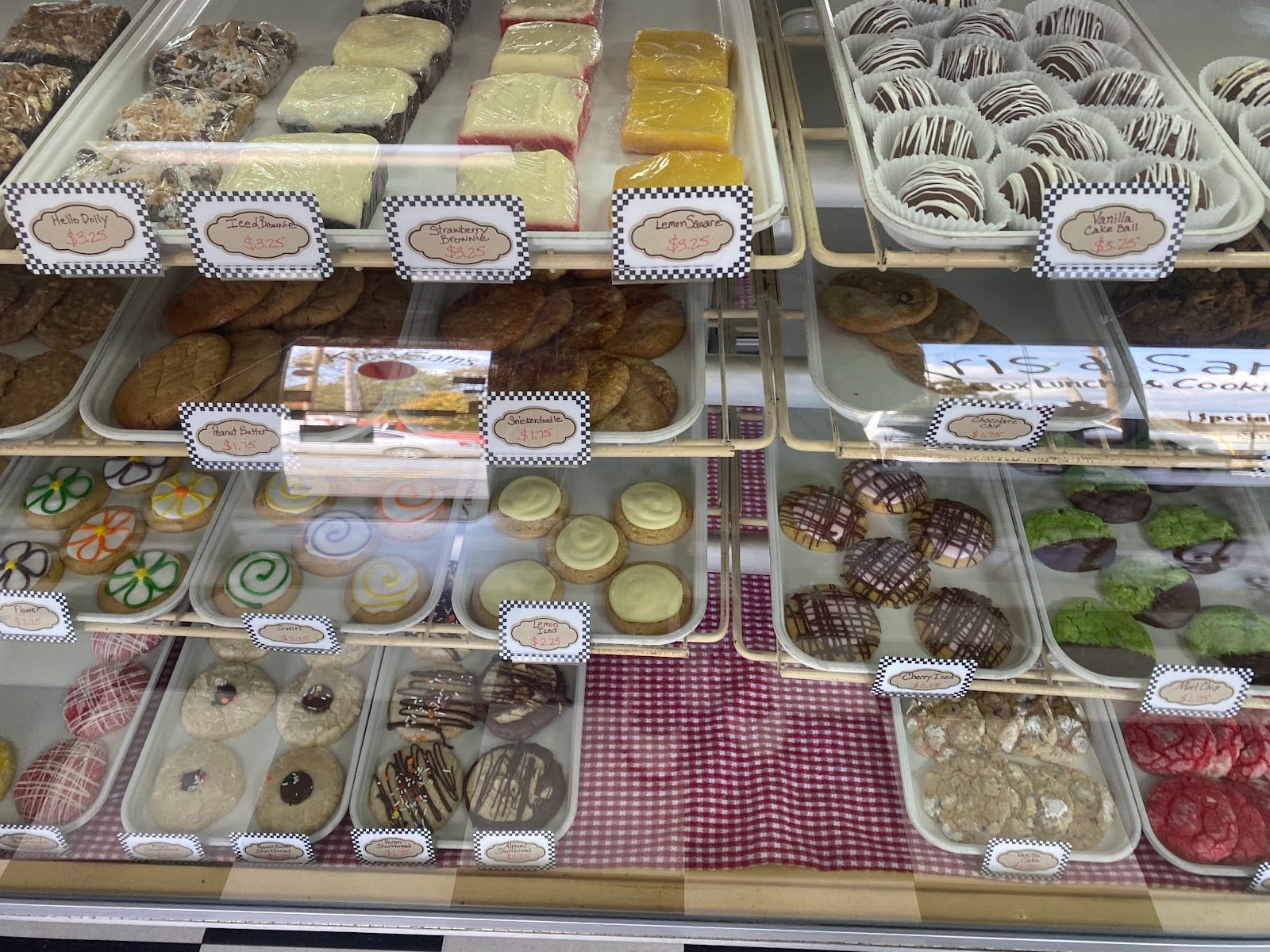 Kris & Sam's Box Lunch and Cookie Store, photo 2