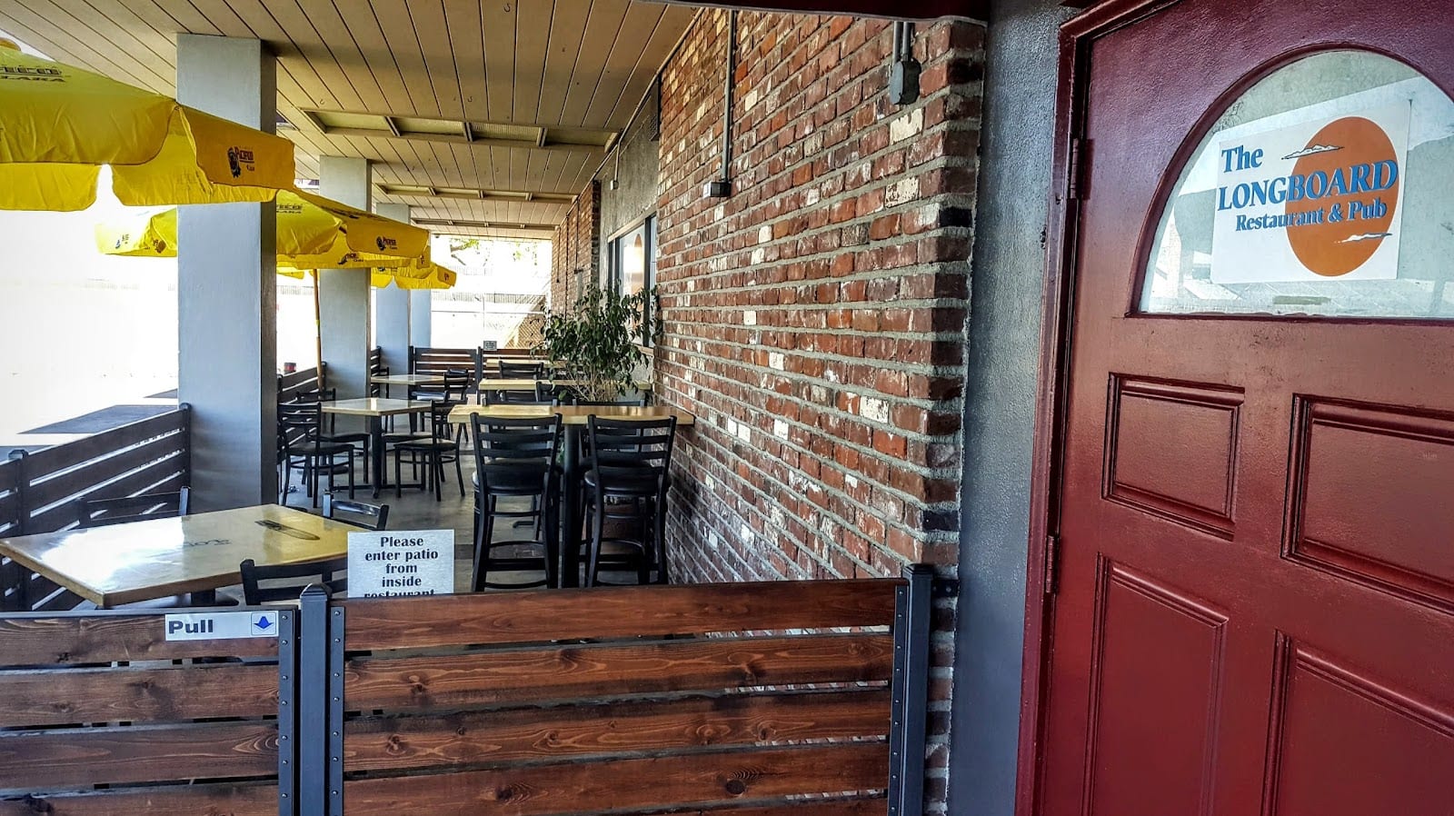 Longboard Restaurant & Pub at Springdale, photo 2