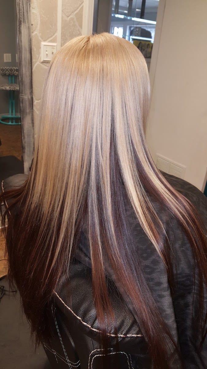 ReVamp Hair Salon, photo 3