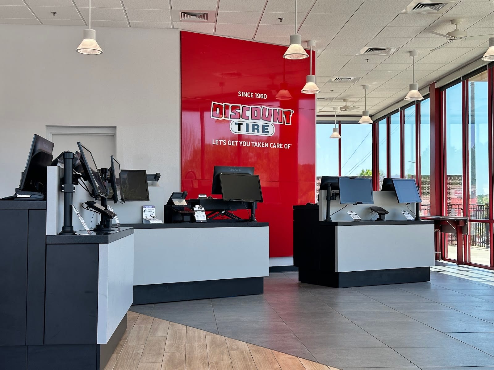 Discount Tire, photo 3