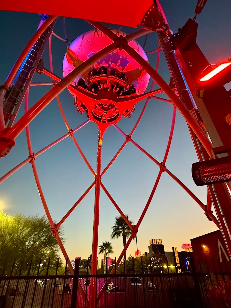 LIFTOFF Bar & Ride, photo 4