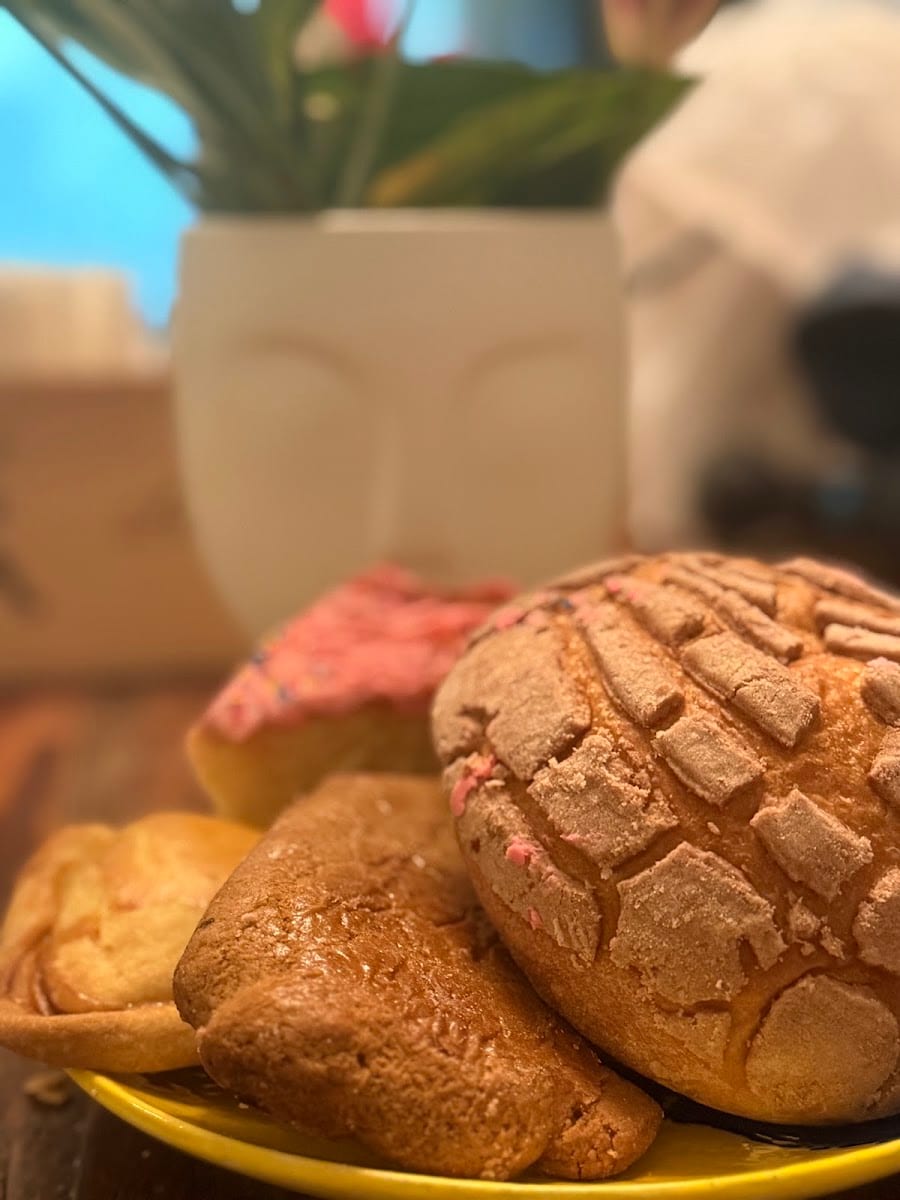 Lucero Bakery