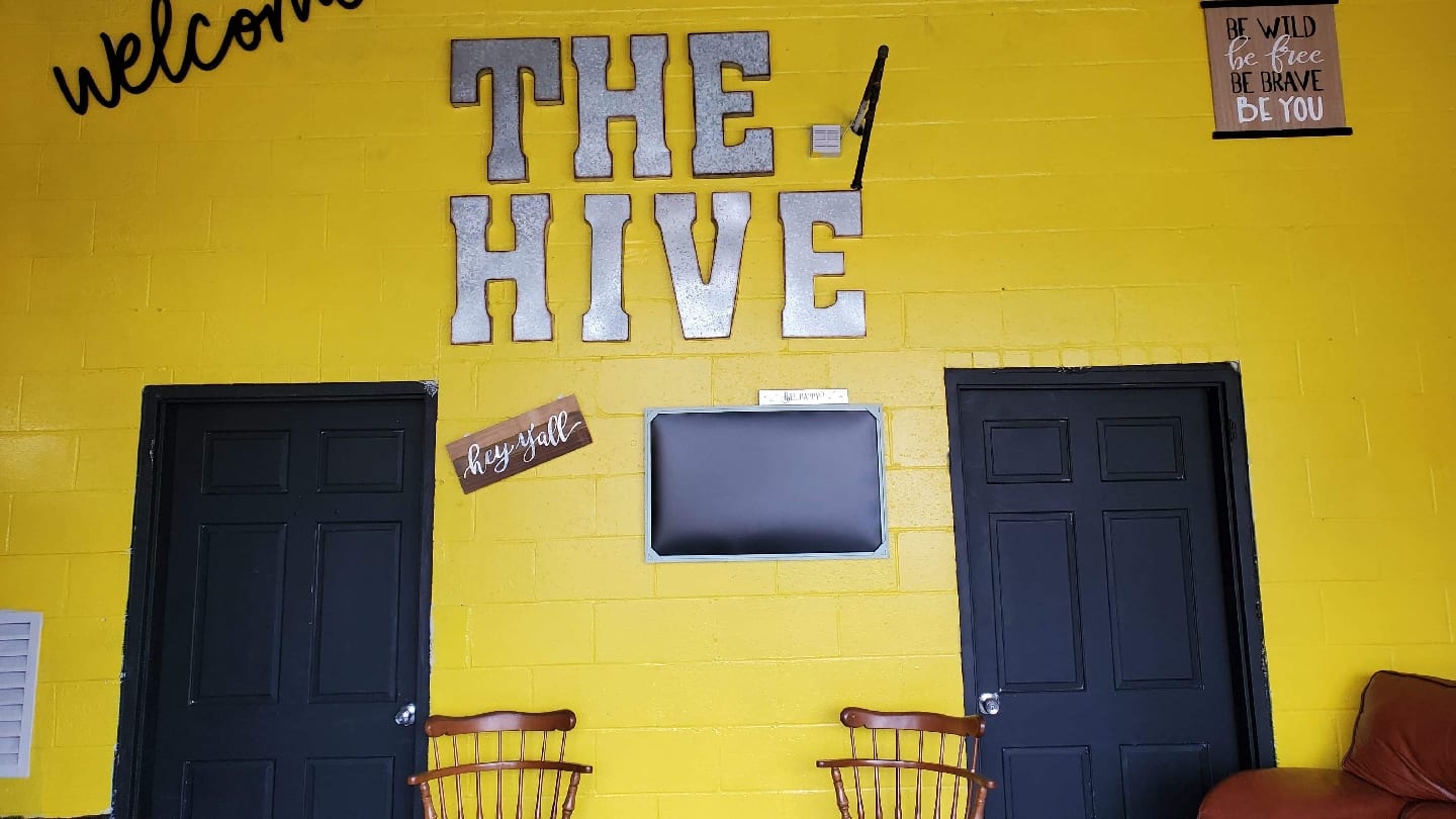 The Hive, photo 2