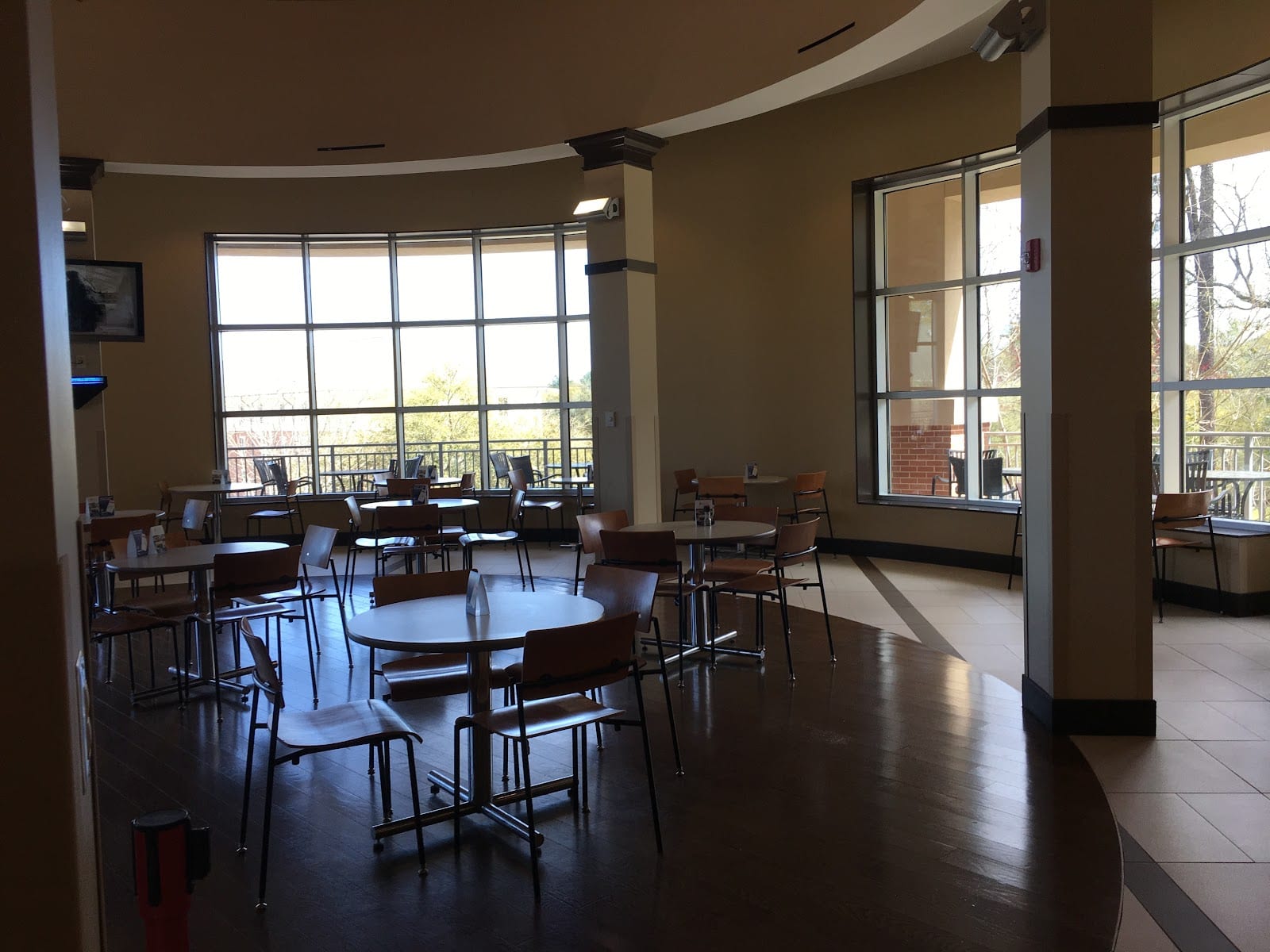 Fresh Food Company/Dining Hall