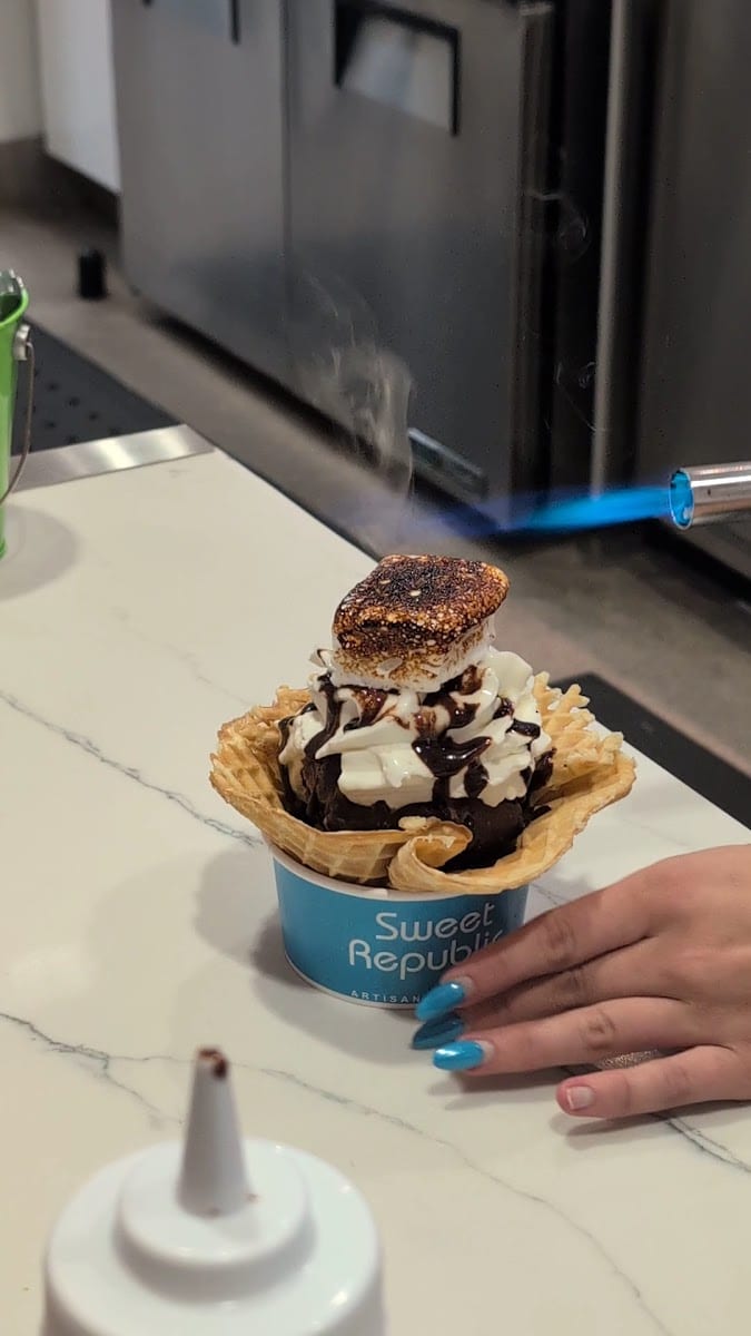Sweet Republic, photo 3