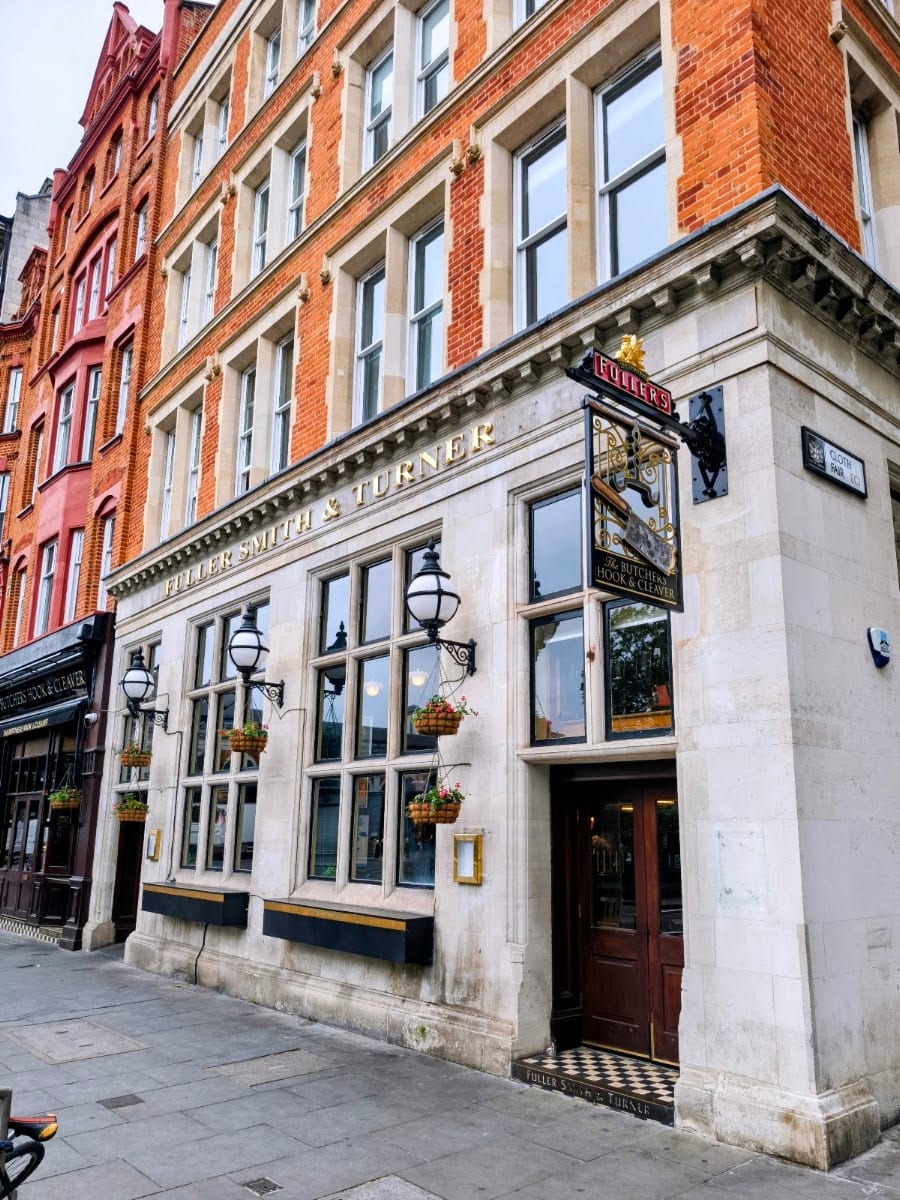 Fuller's Ale & Pie House, photo 2