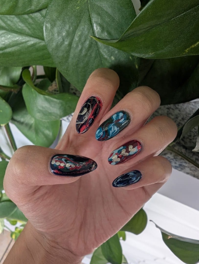 Savvy Nails