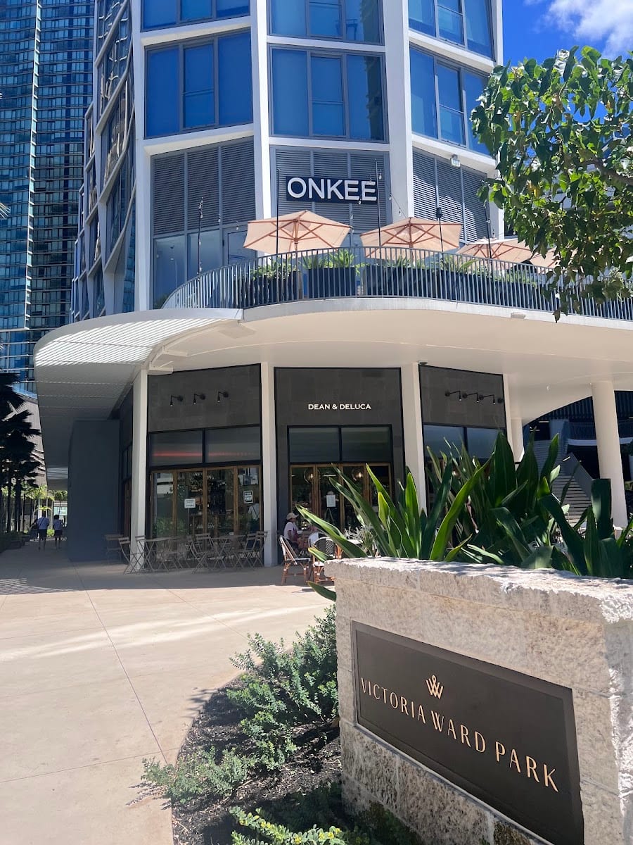 DEAN & DELUCA HAWAII - Kaka'ako Store
