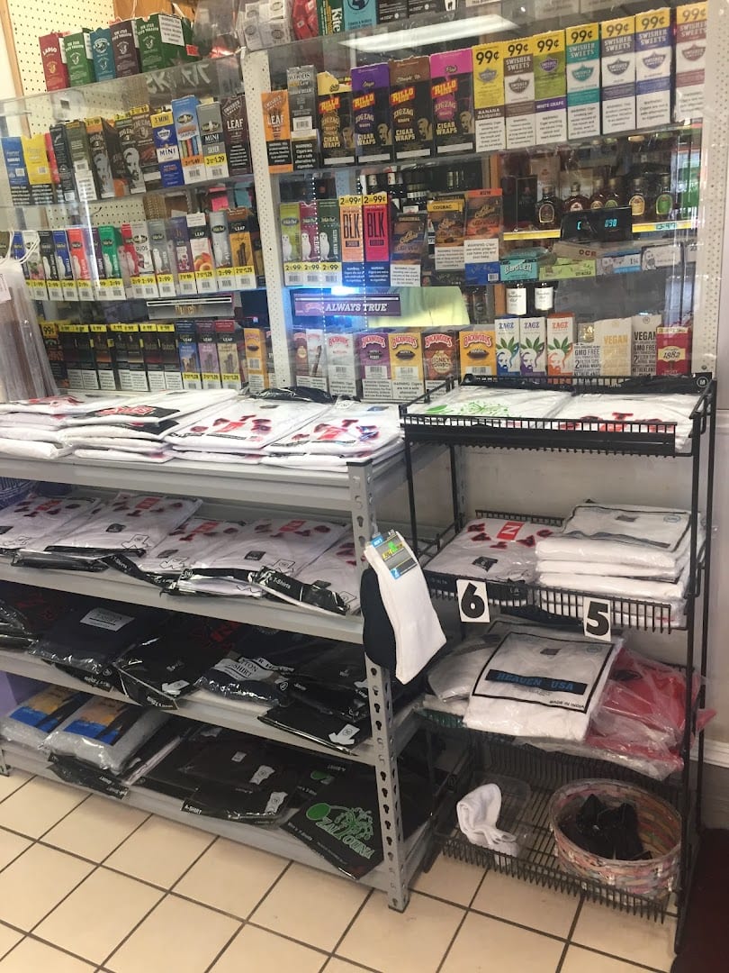 Handy Dandy Party Store, photo 2