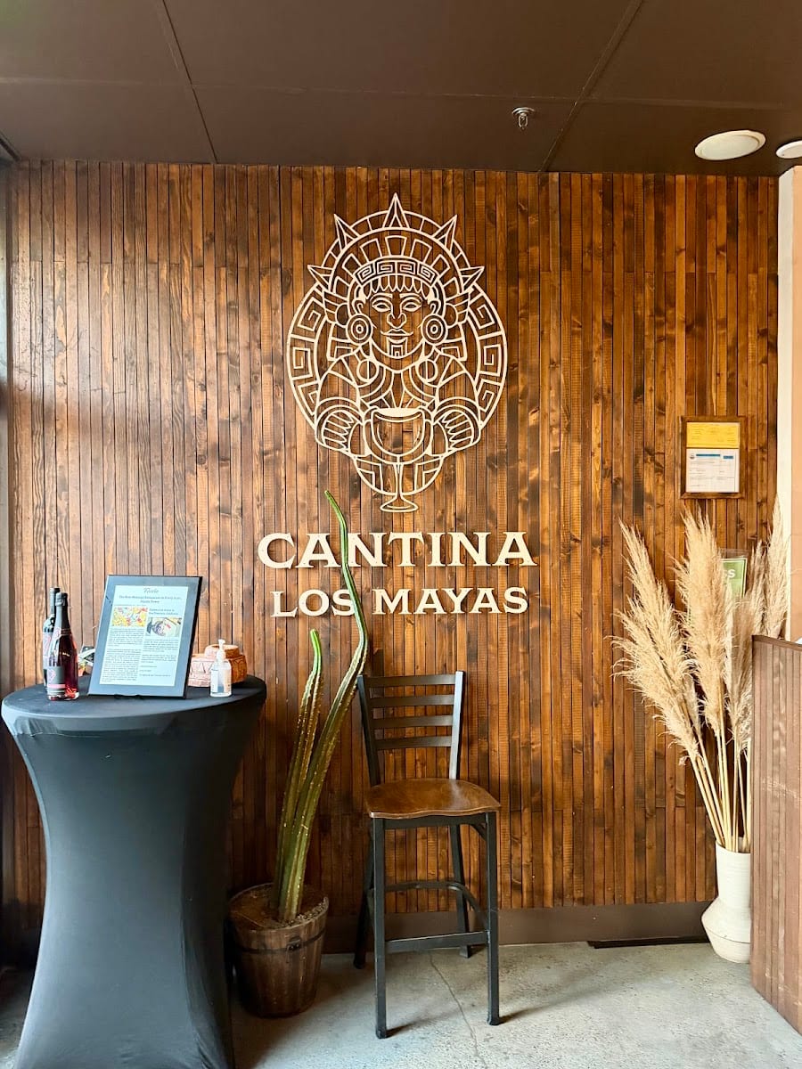 Cantina Los Mayas