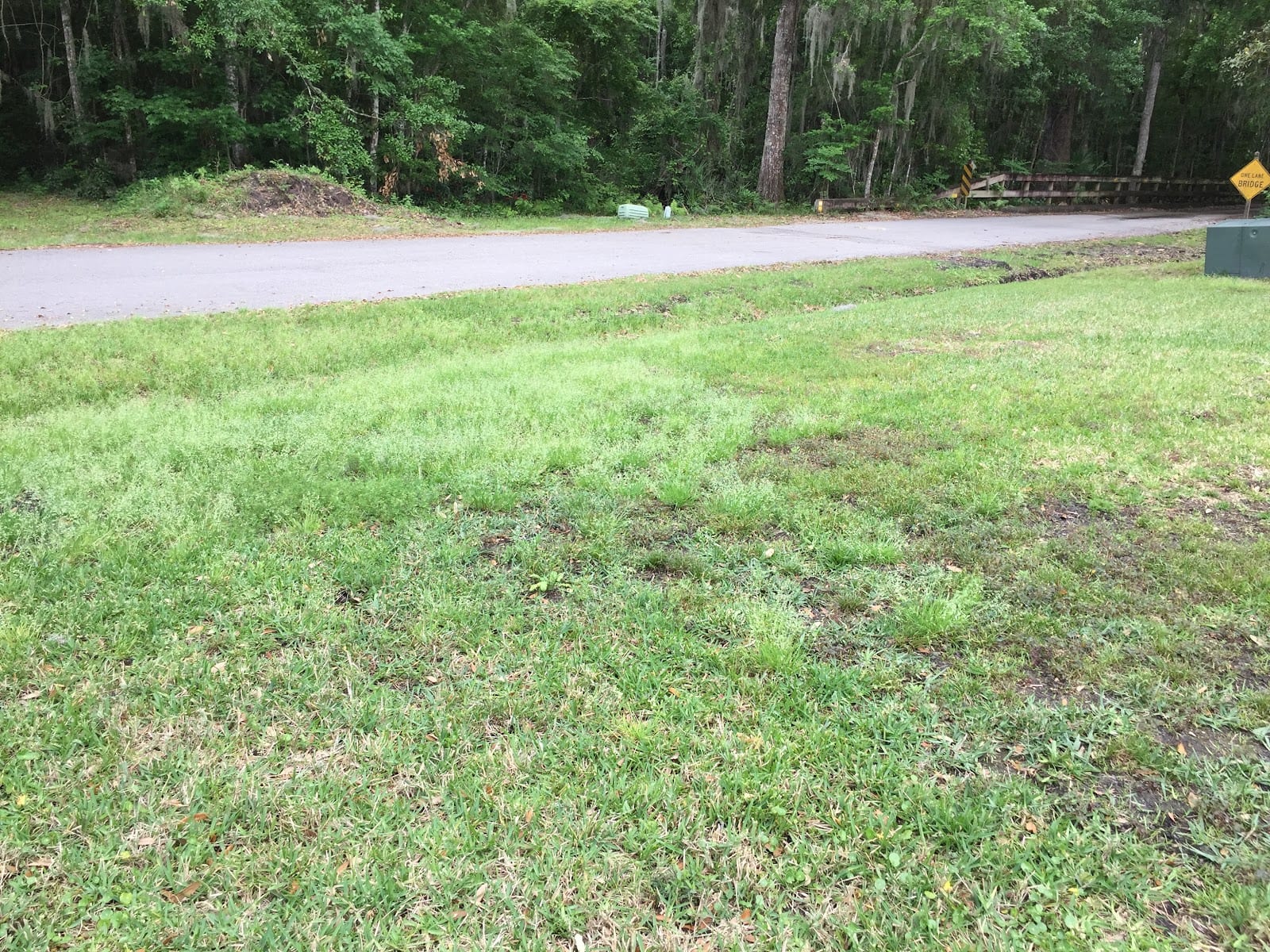 Mantis Lawn & Pest Control Inc