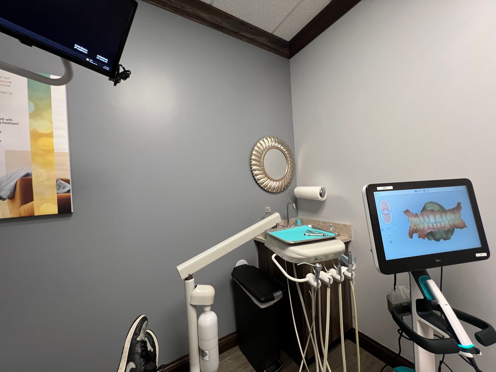 Dental Care at Eagle Landing, photo 3