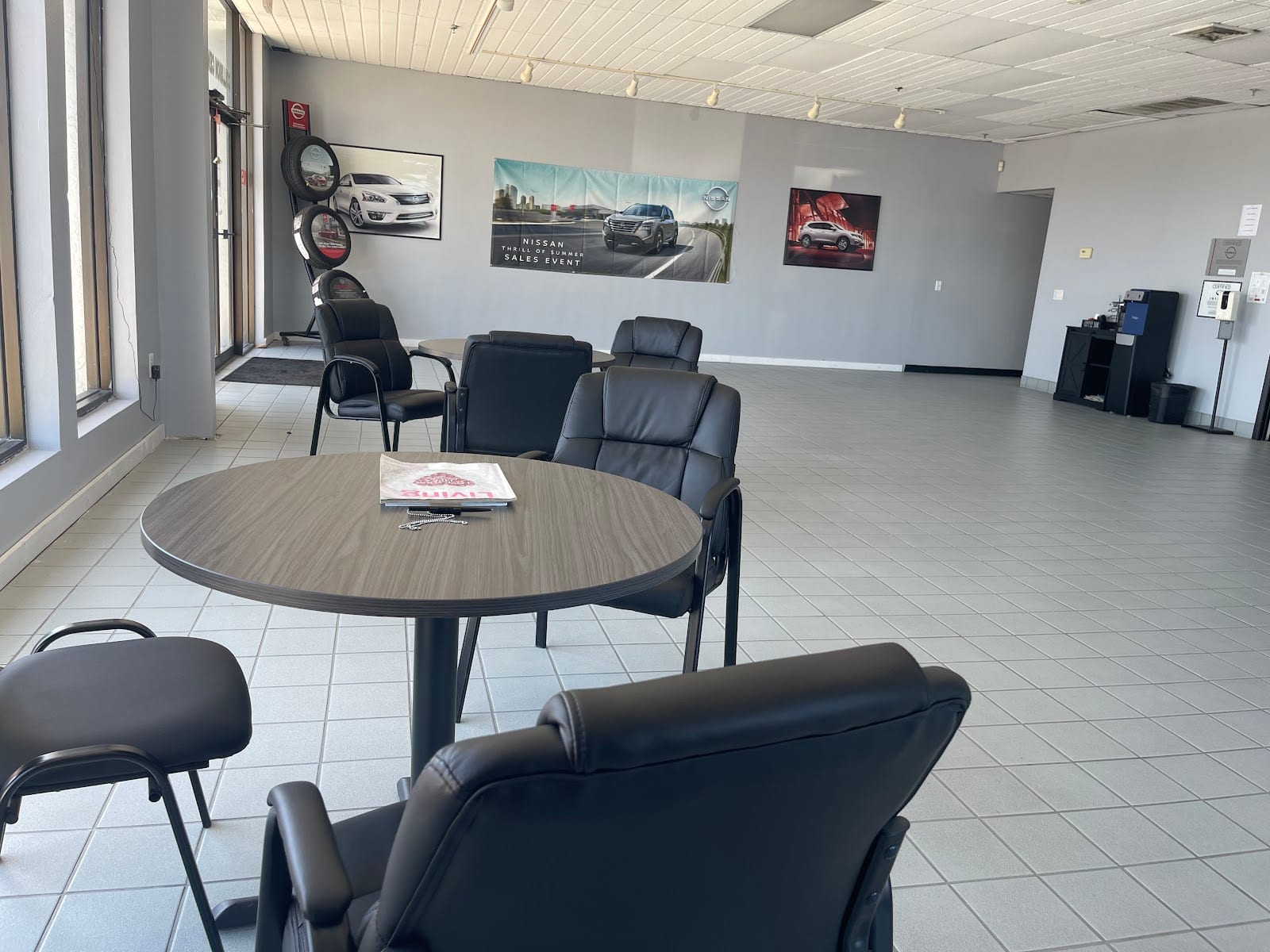 Nissan Body Shop, photo 3