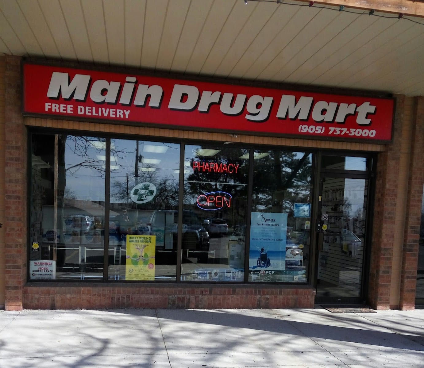 Main Drug Mart, photo 3
