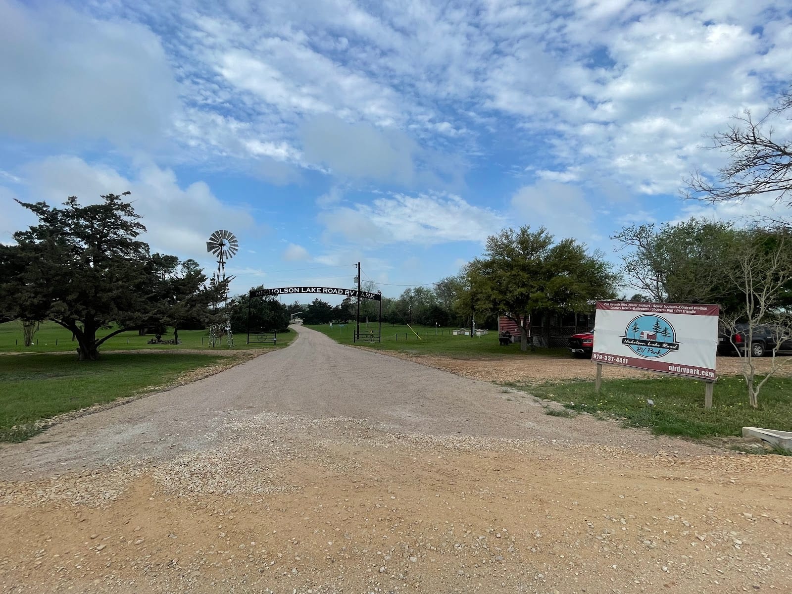 Nicholson Lake Road RV Park, photo 3