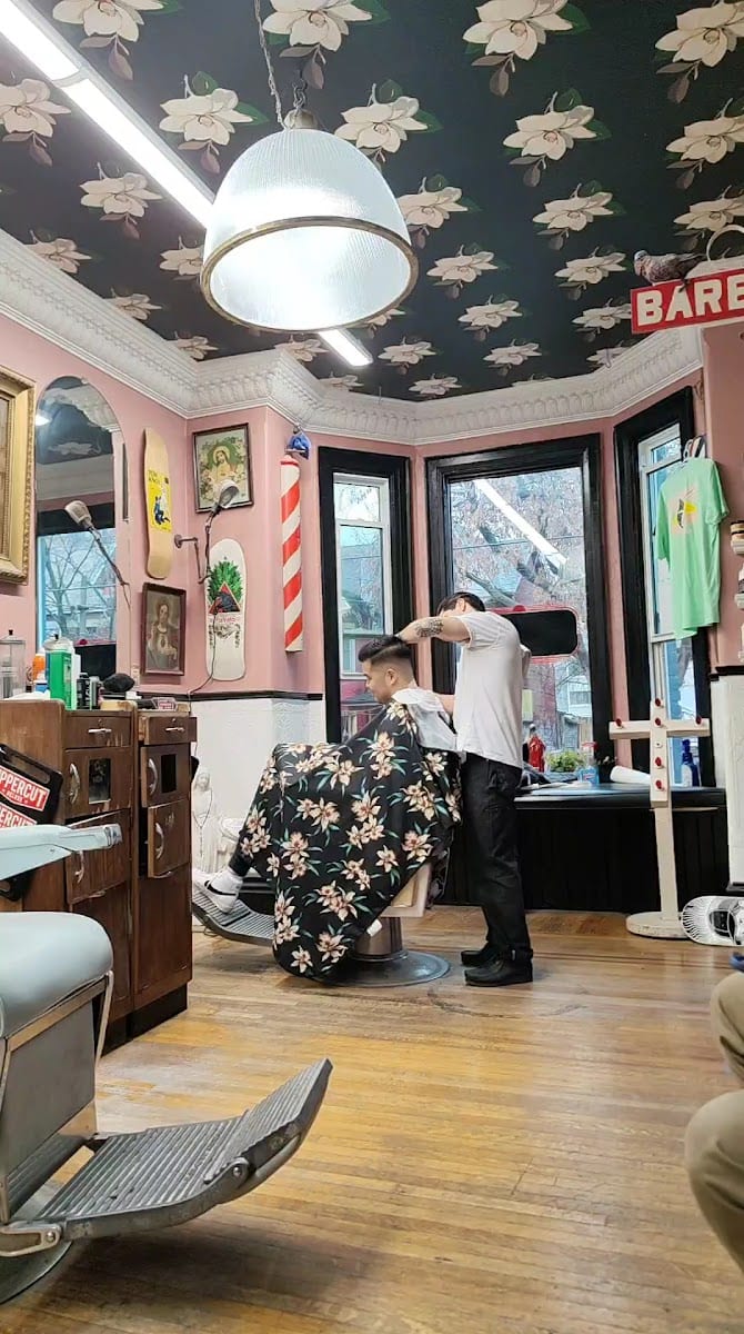 Crows Nest Barbershop, photo 3