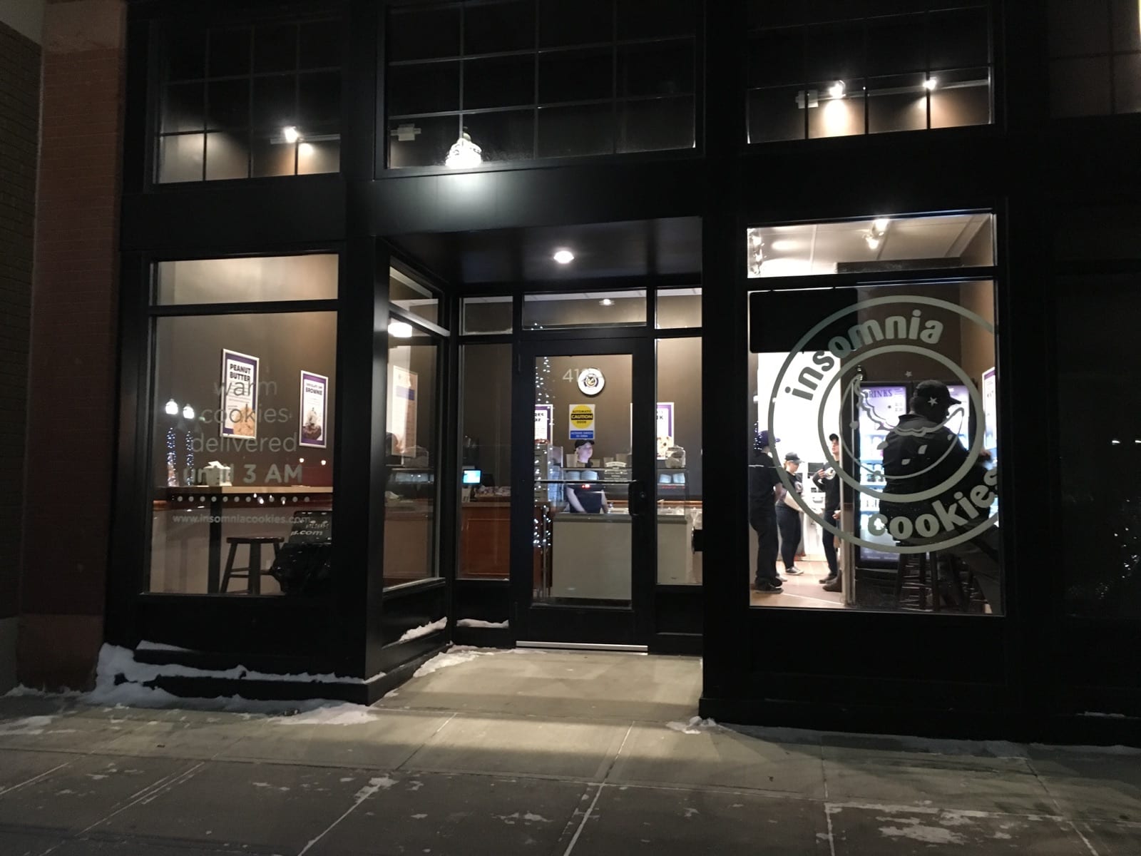 Insomnia Cookies, photo 2
