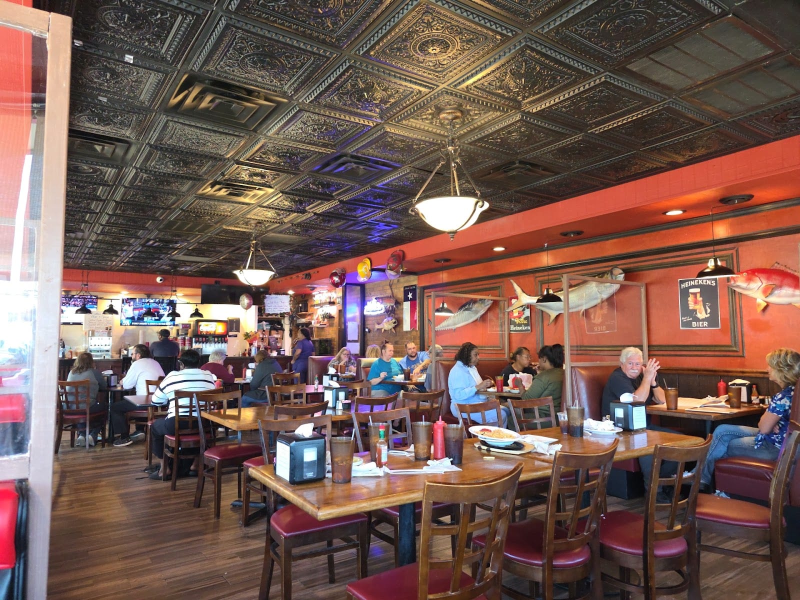Manvel Seafood & Grill