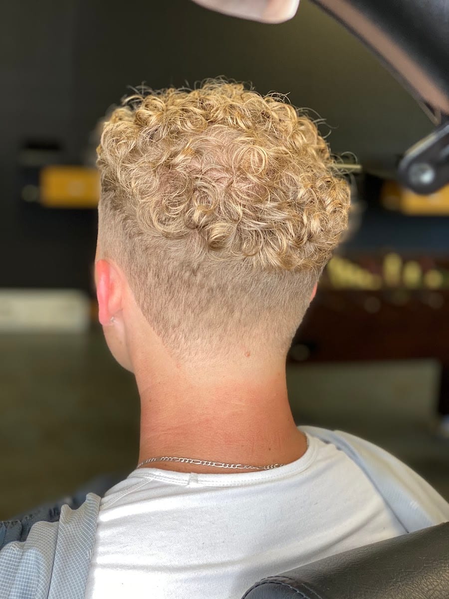 Carrillo Cutz Barbershop LLC, photo 4