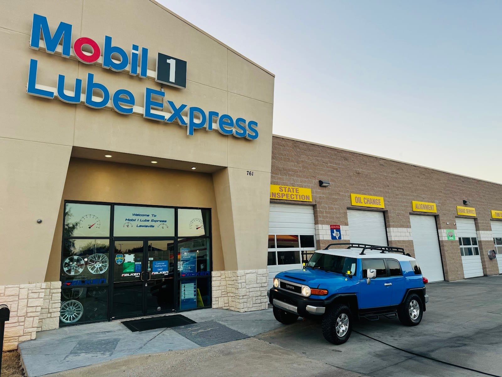 Mobil 1 Lube Express, photo 4