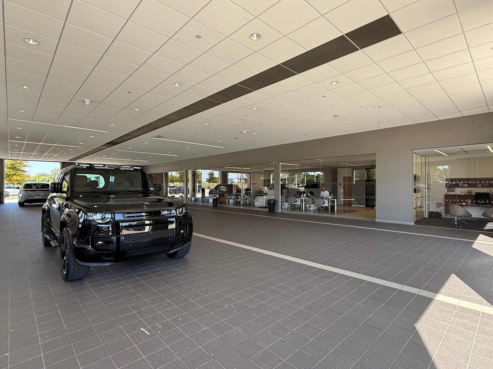 Land Rover Frisco Service and Parts Center